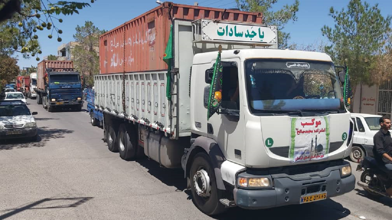 ارسال محموله مواد غذایی و اسکان زائران اربعین از همدان به کشور عراق