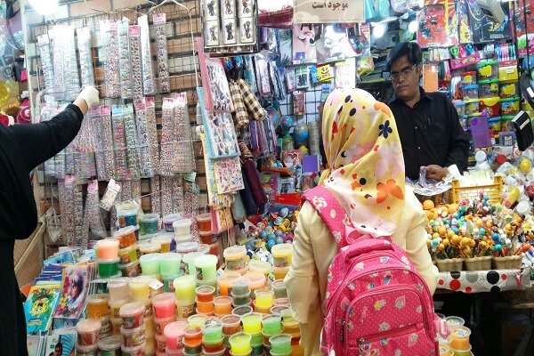 لزوم افزایش نظارت بر قیمت البسه و لوازم التحریر دانش آموزان در همدان