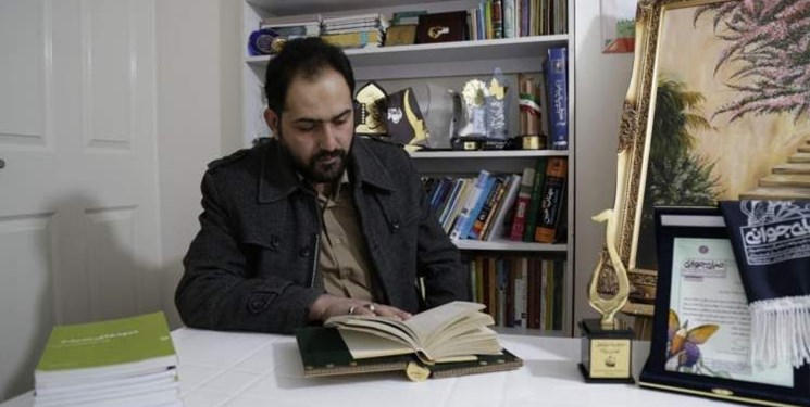 نویسنده همدانی: هنرمند و ورزشکار در هر زمینهای مرجع فکری نیست/ قانون برای همه یکسان اعمال شود نویسنده همدانی: هنرمند و ورزشکار در هر زمینهای مرجع فکری نیست/ قانون برای همه یکسان اعمال شود