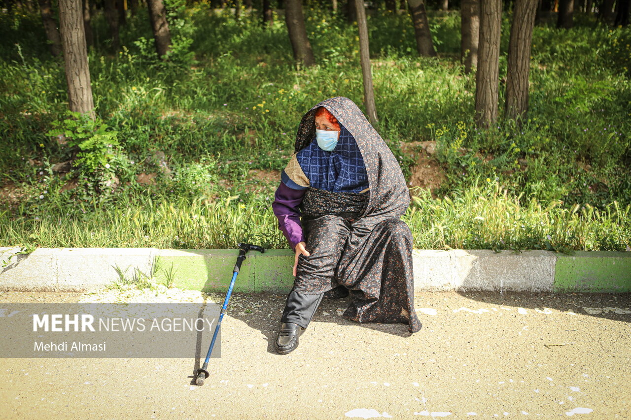 لزوم مناسب سازی اماکن عمومی رزن برای سالمندان